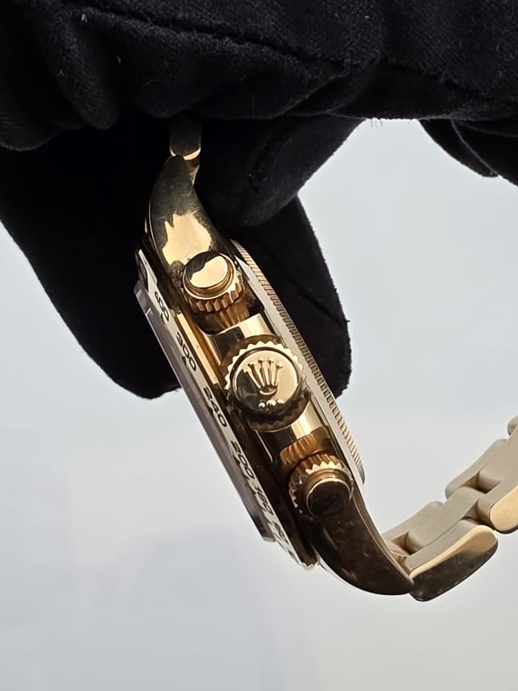 Rolex Cosmograph Daytona "Pikachoo" in Yellow Gold