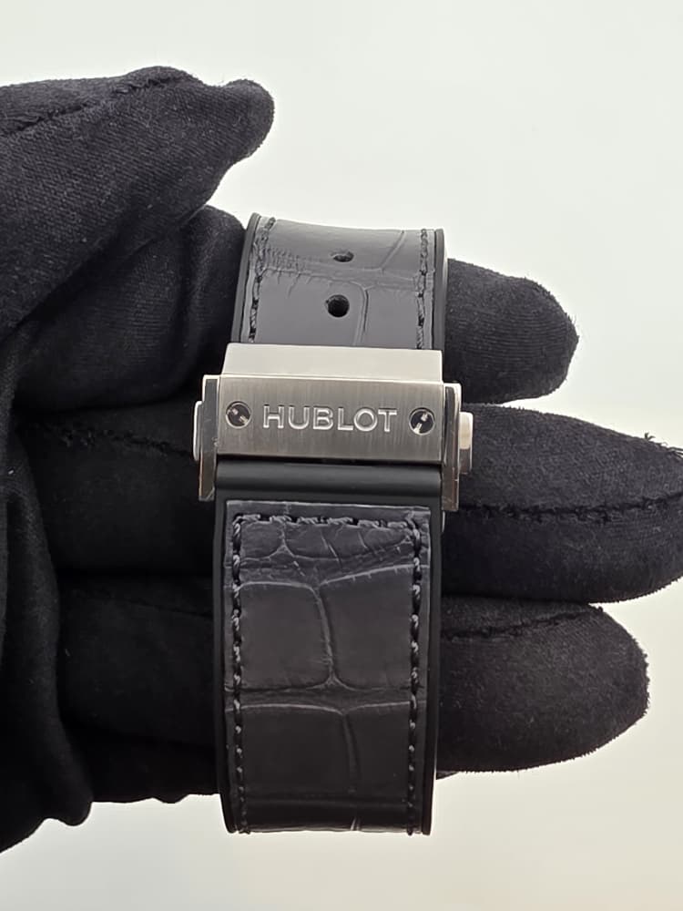 Hublot Classic Fusion 45 In Titanium with Grey Strap and Dial